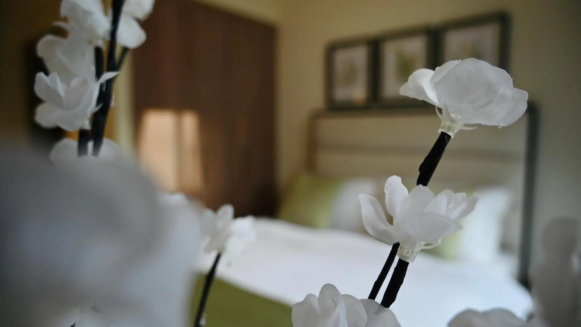 Fully Furnished Modern Luxury 1 Bh Apartment At Azizi Riviera 48, Meydan One, Short Drive To Dubai Mall