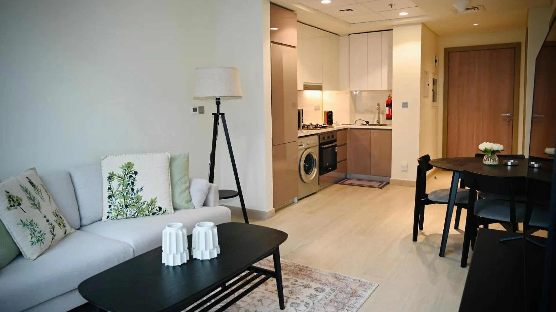 Fully Furnished Modern Luxury 1 Bh Apartment At Azizi Riviera 48, Meydan One, Short Drive To Dubai Mall