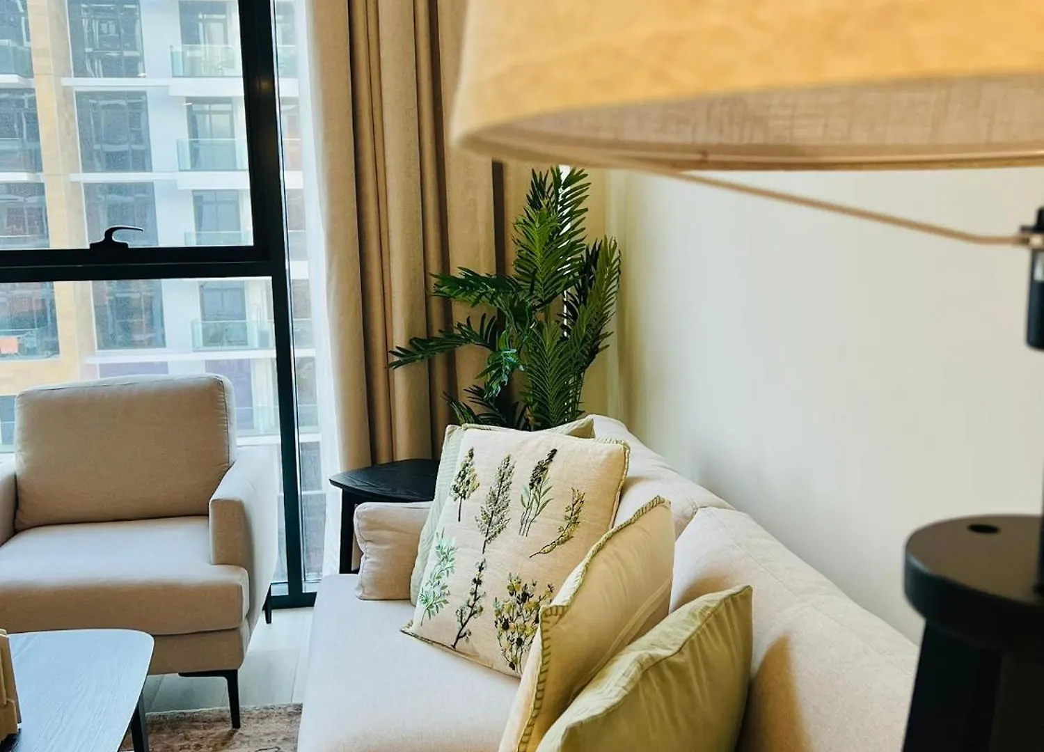Fully Furnished Modern Luxury 1 Bh Apartment At Azizi Riviera 48, Meydan One, Short Drive To Dubai Mall